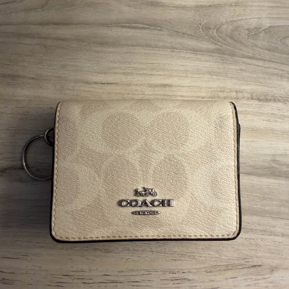 Coach Ivory Signature Wallet